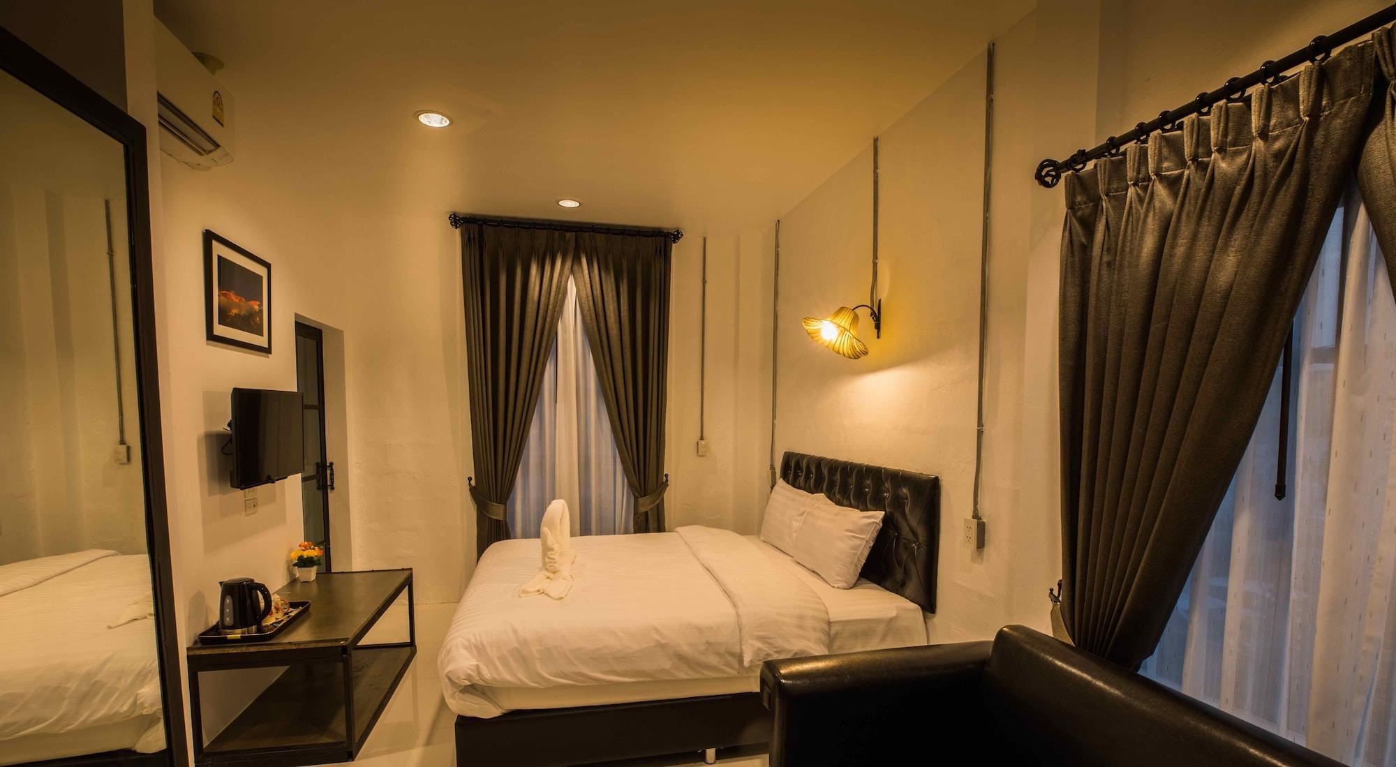 The Warehouse Hotel