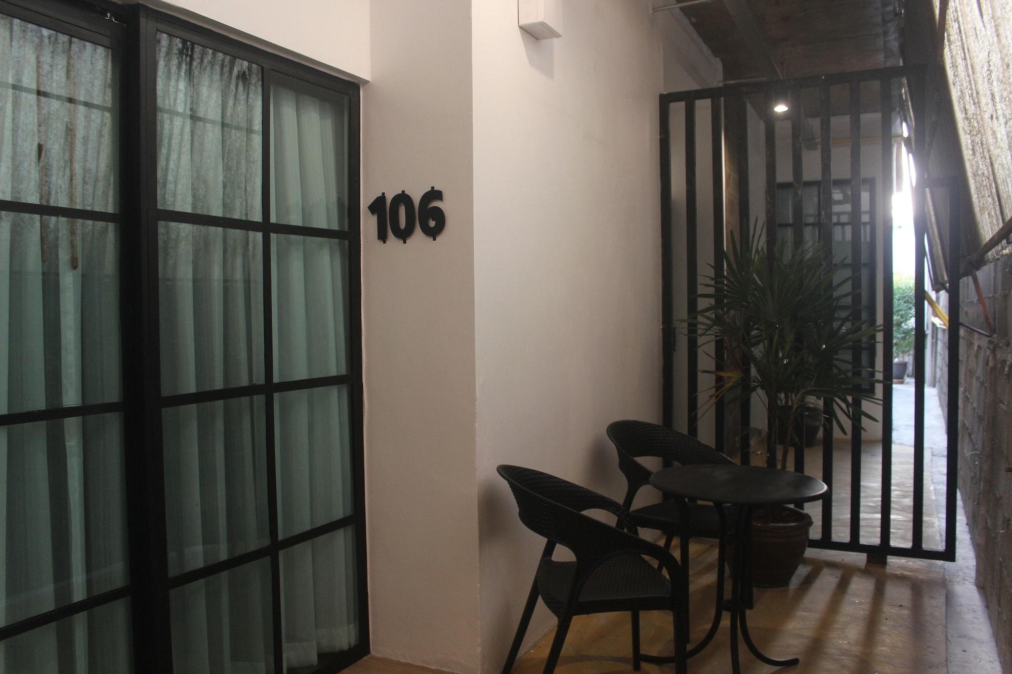 The Warehouse Hotel 3*