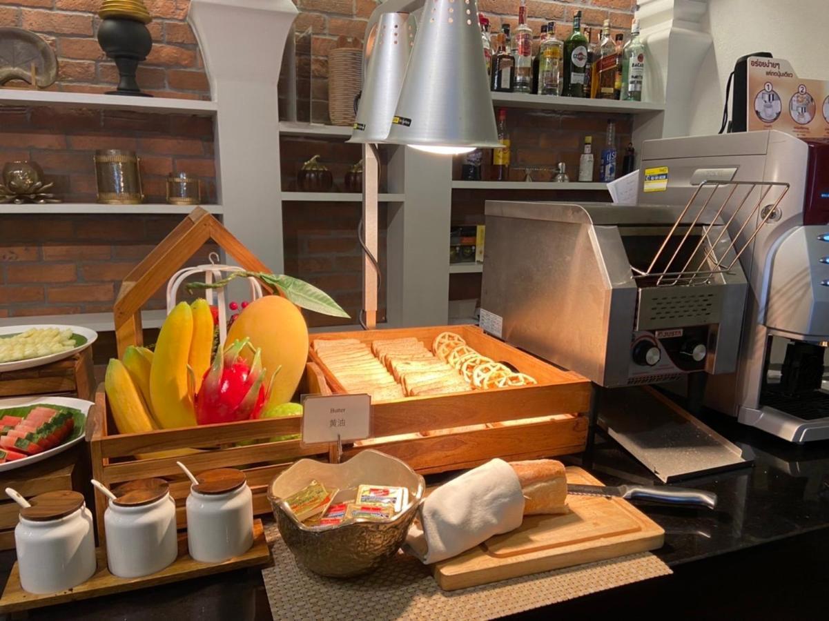 El Barrio Lanna- Sha Extra Hotel