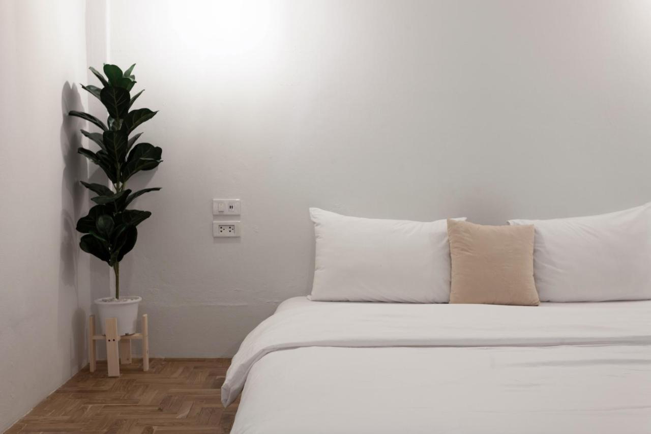 Paper Plane Cnx Bed & Breakfast