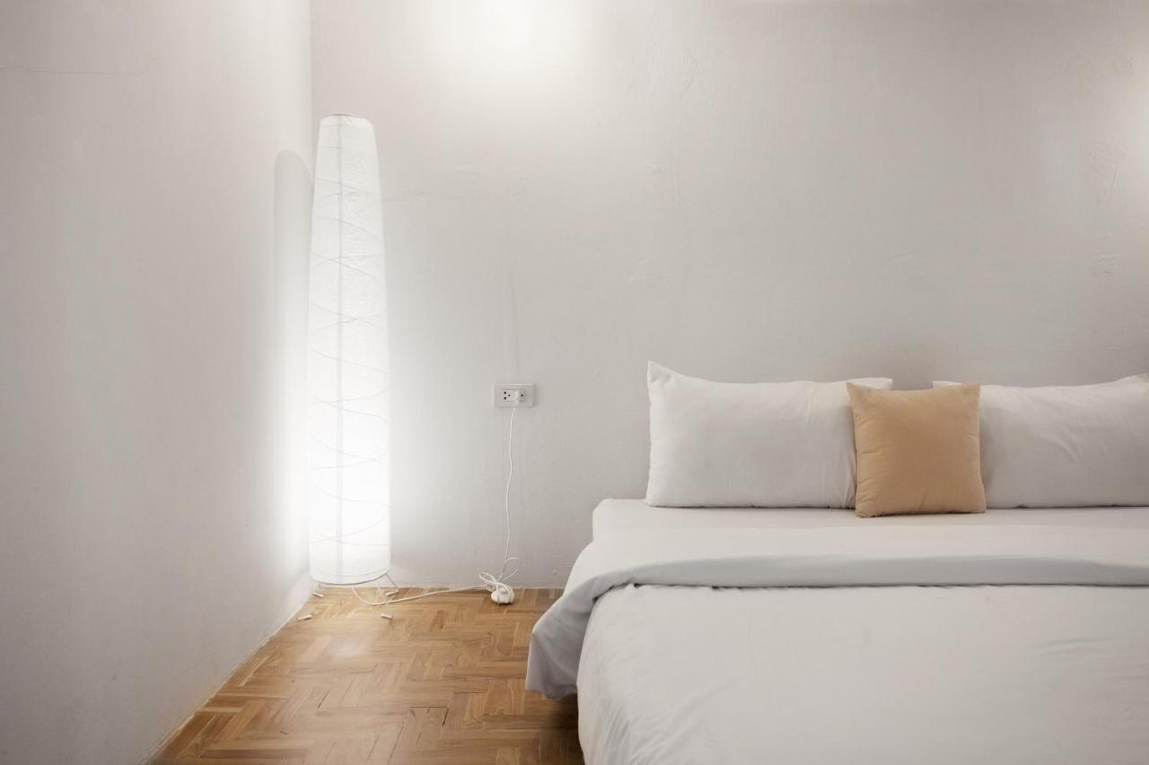 Paper Plane Cnx Bed & Breakfast