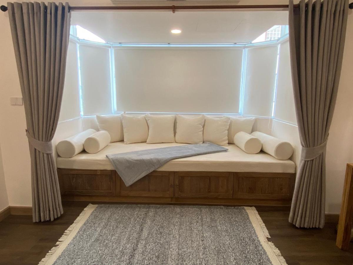 Nim-mann Classy 616, Nimmanhemindra Rd, Chiangmai * Chiang Mai