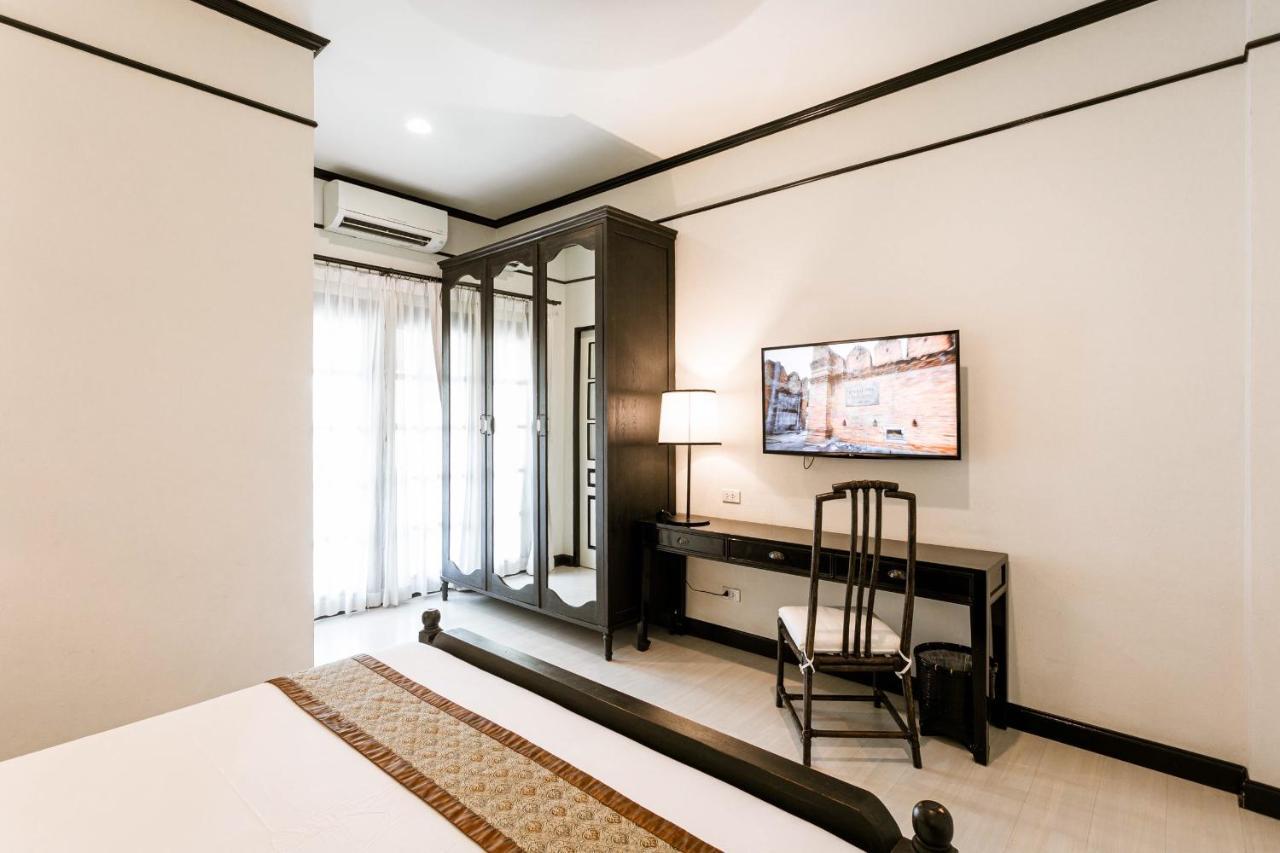 99 The Heritage Hotel 4*