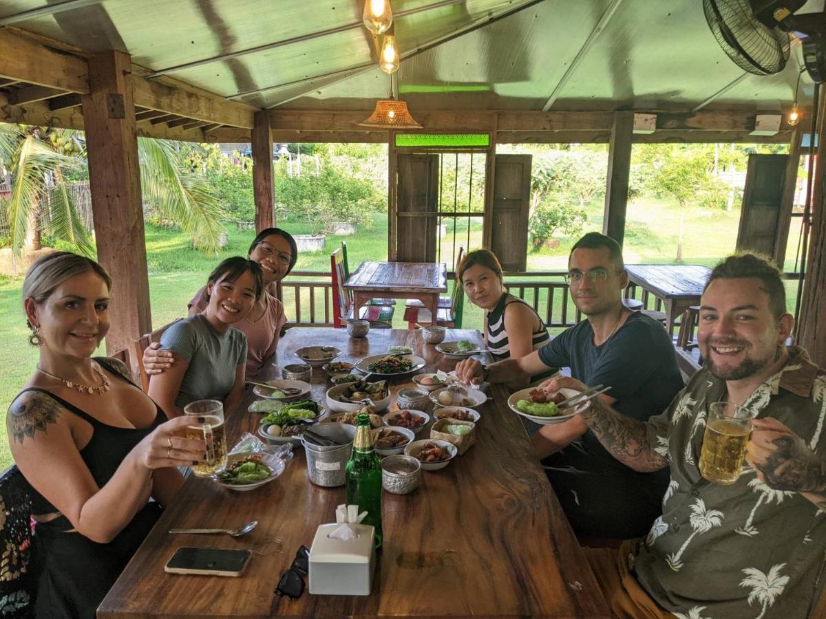Guest house Funky Monkey Cnx -