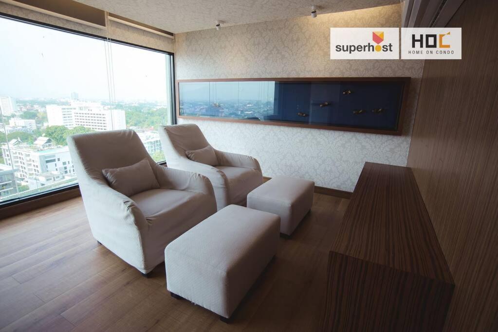 Apartment Deluxe 2-bedroom With Pool *