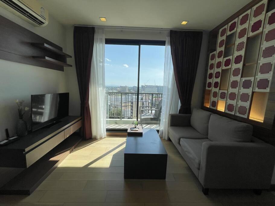 Apartment Deluxe 2-bedroom With Pool Chiang Mai