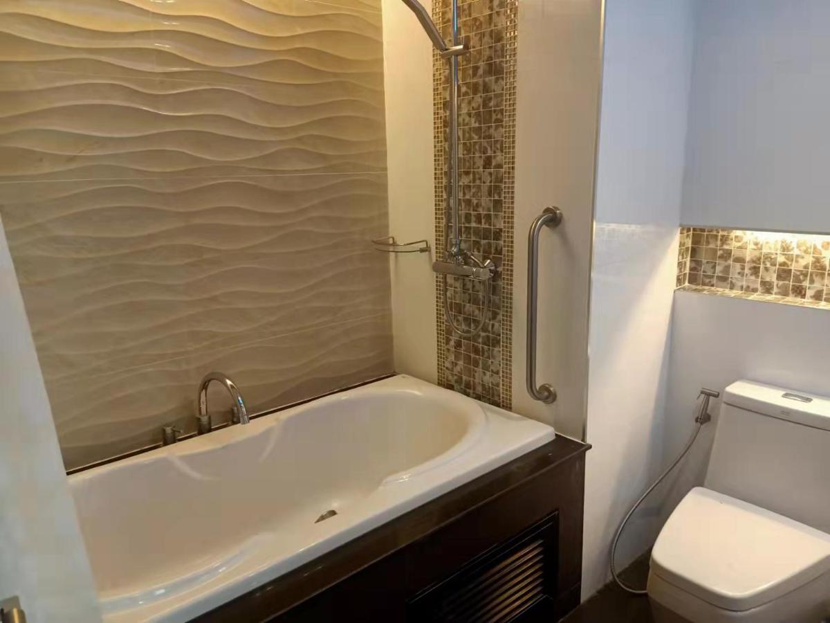 Apartment Freely Mind Pool Chiang Mai