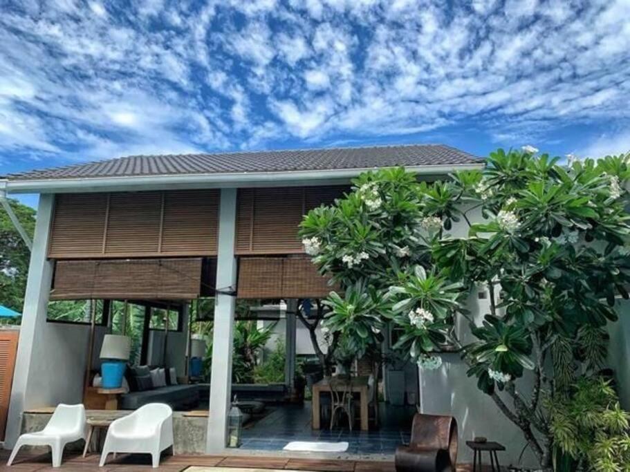 Chiangmai清迈 Cozy Pool 8rooms Villa Chiang Mai