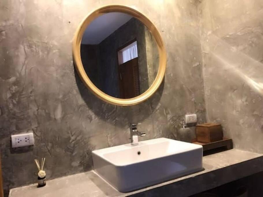 Chiangmai清迈 Cozy Pool 8rooms Chiang Mai