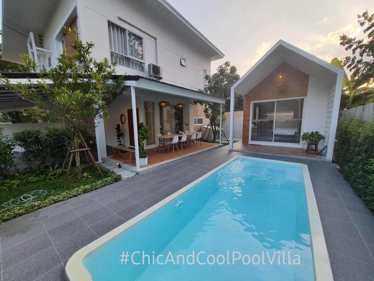 Chic And Cool Pool *