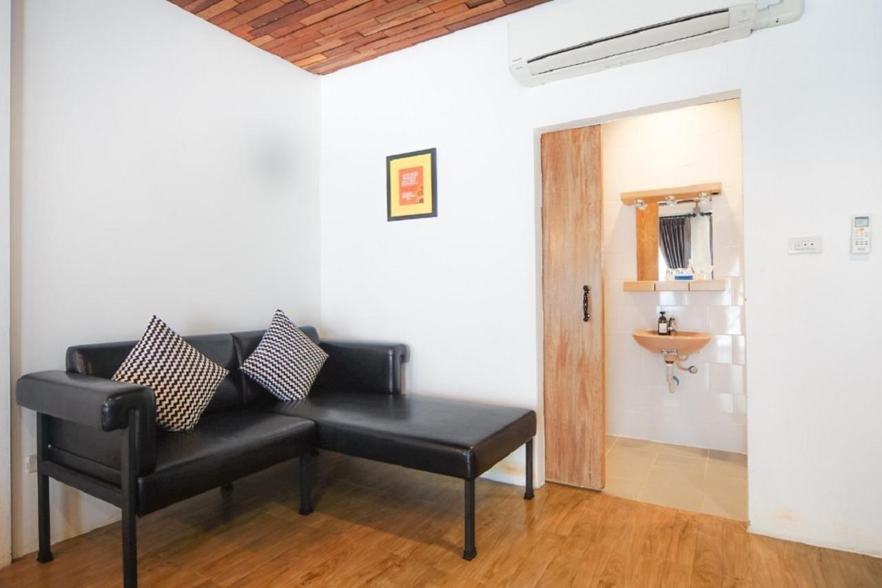 Hotel The Warehouse 3*