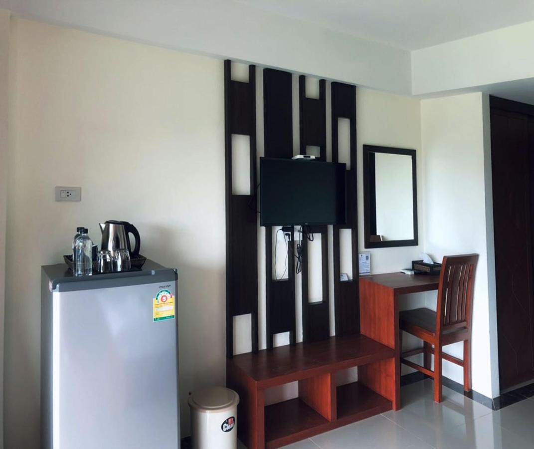 Aparthotel B And Y 3*