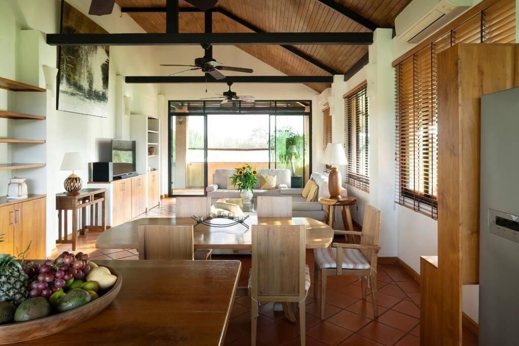 Chalala With Bio-pool & Sala! Villa