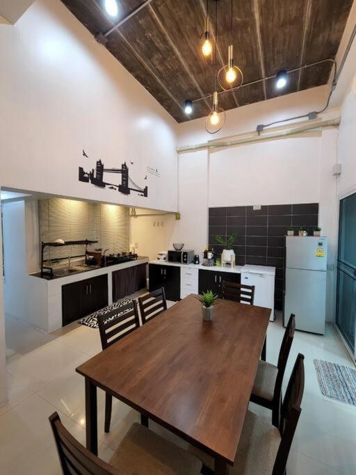 Villa Boxsoon Nimman 4 # 3beds 4bahts *