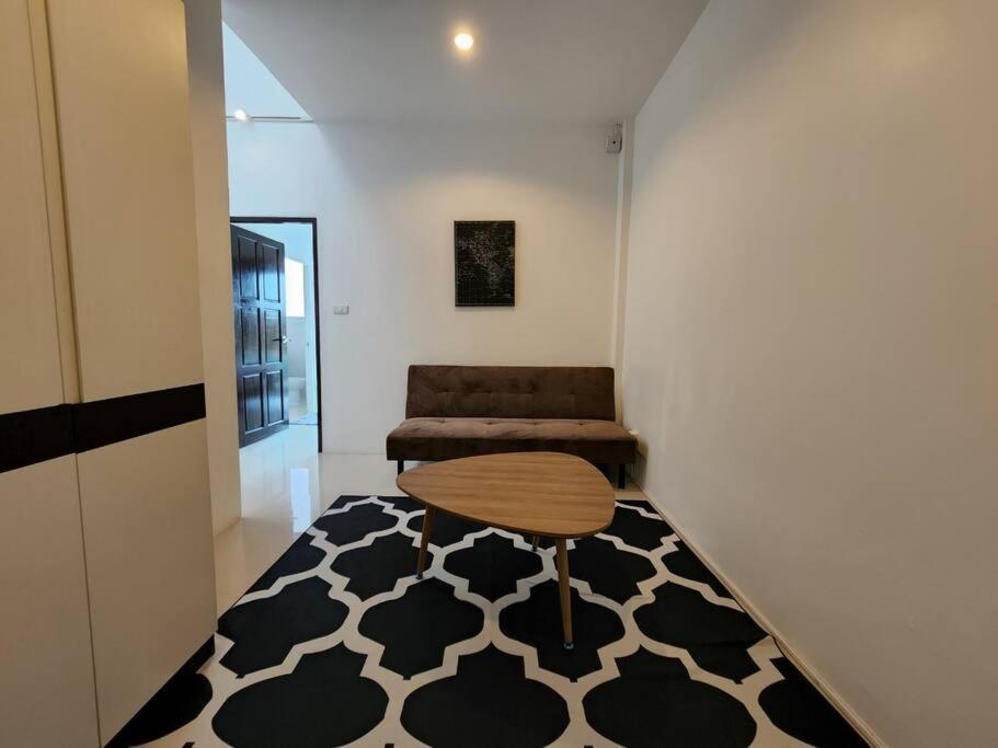 Boxsoon Nimman 4 # 3beds 4bahts Villa *