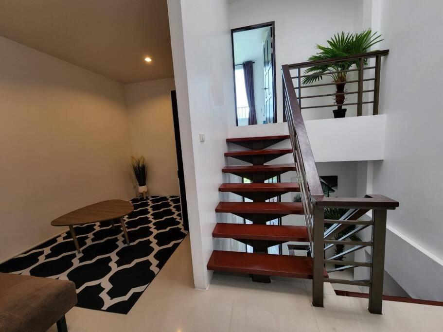 Boxsoon Nimman 4 # 3beds 4bahts Chiang Mai