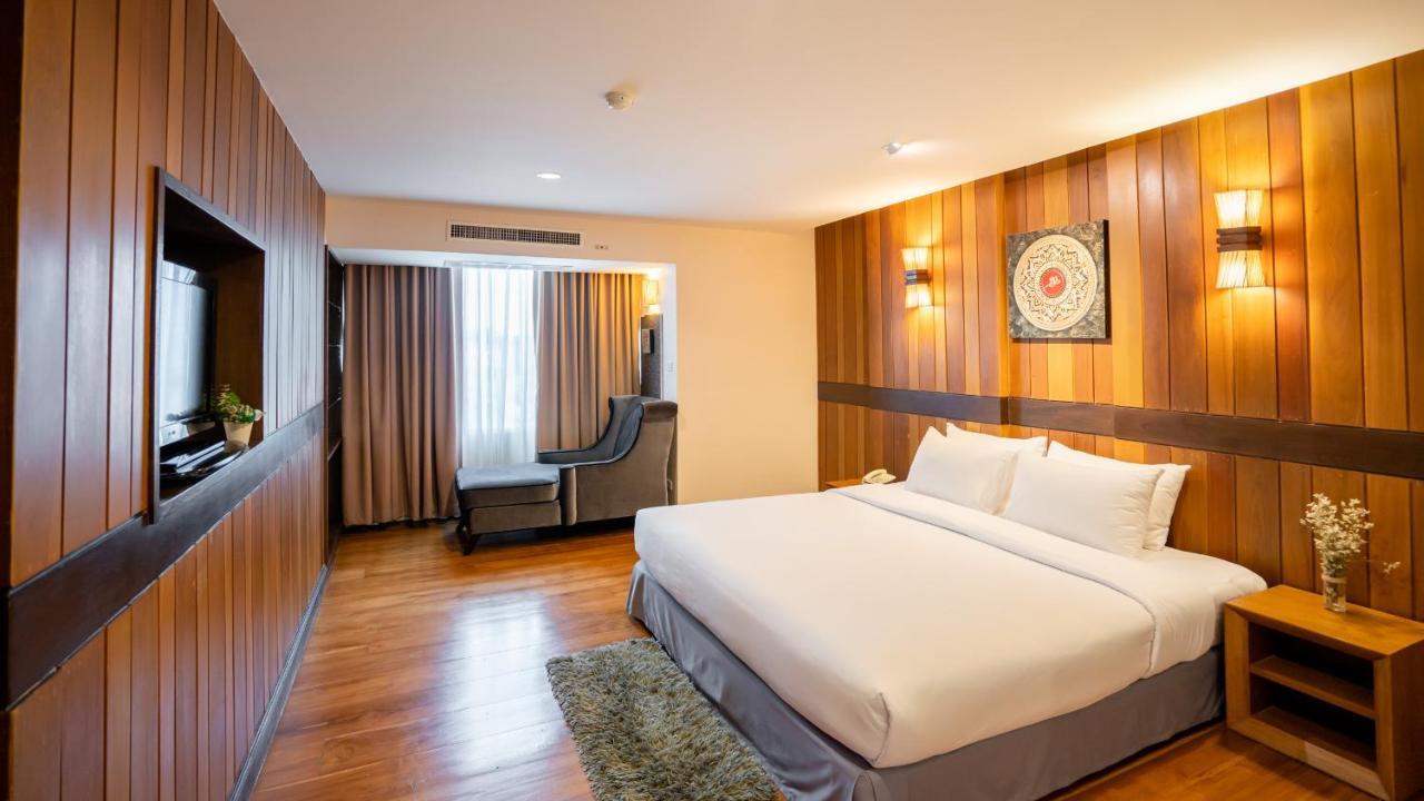 Khum Phucome -sha Extra 4*