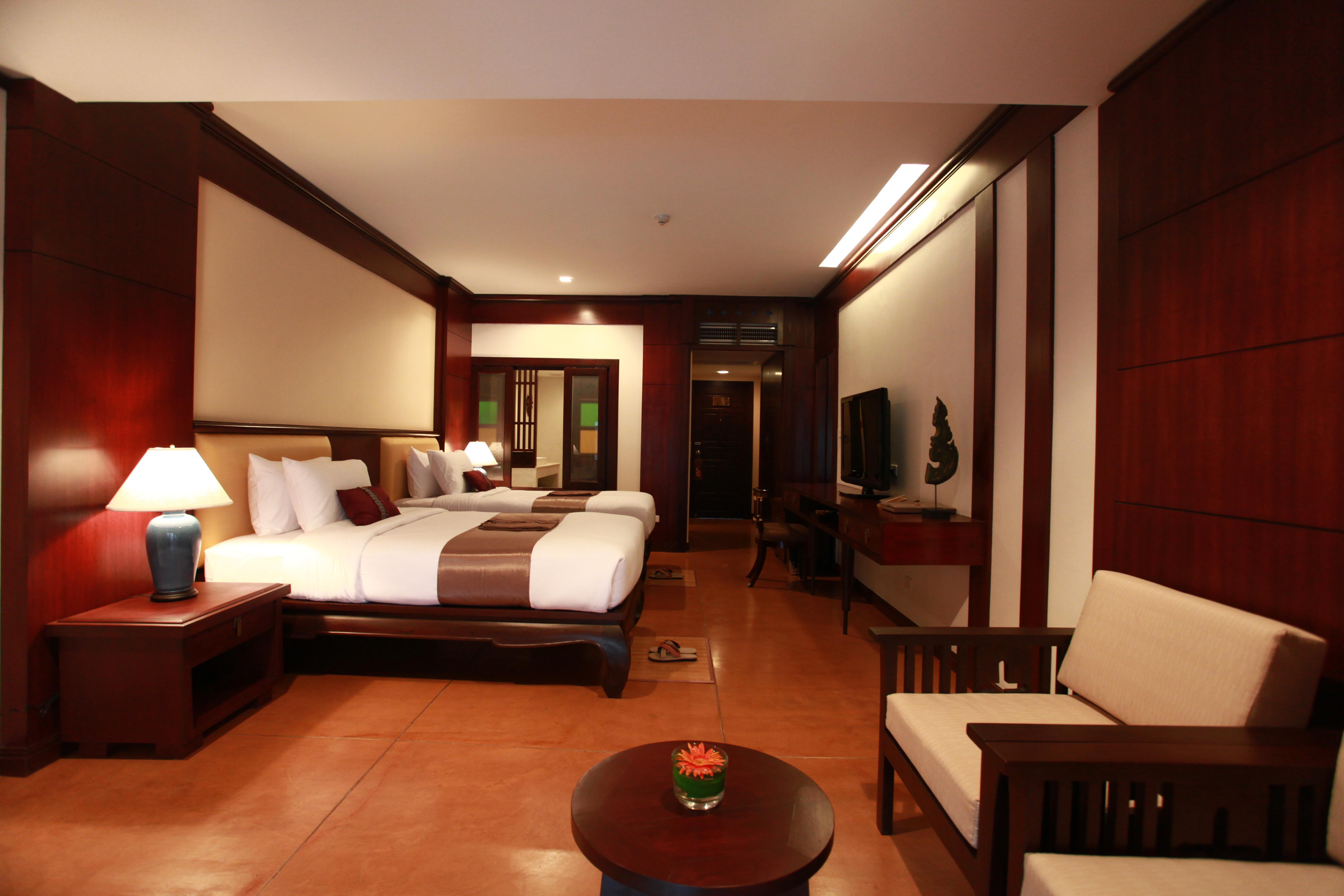 The Rim Resort