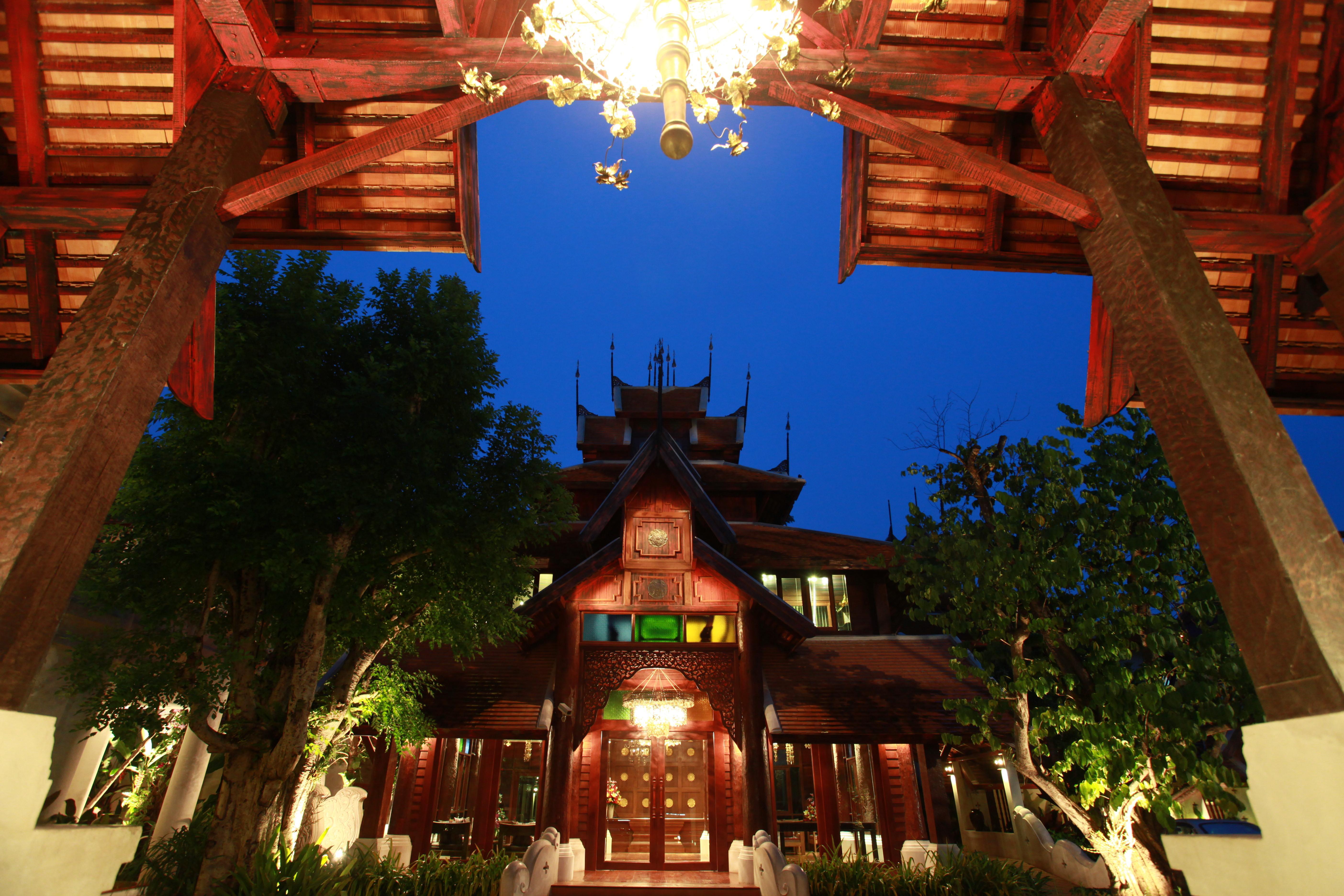 The Rim Resort 4*