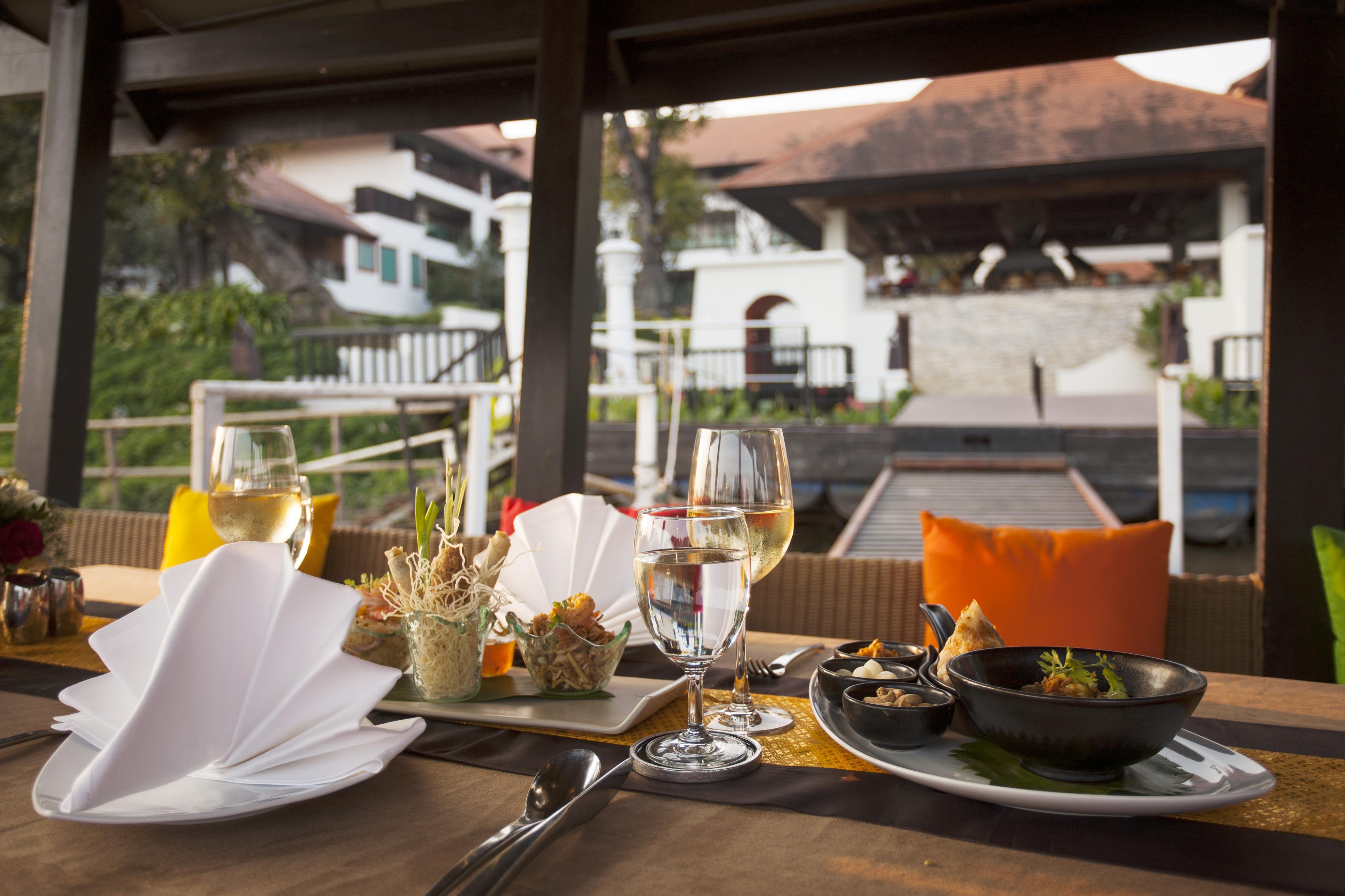 Resort Ratilanna Riverside 5*