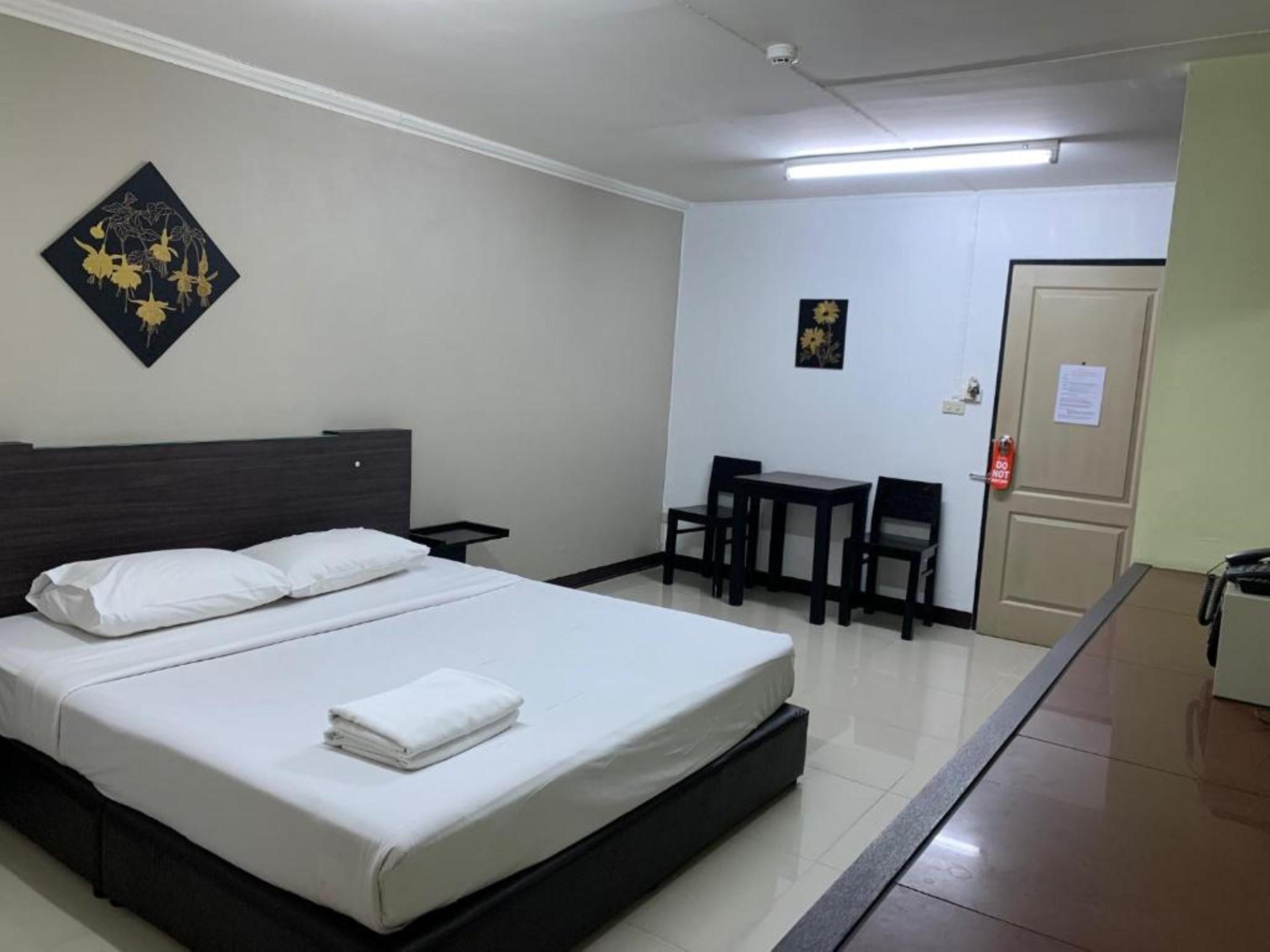 Aparthotel Smith 2*