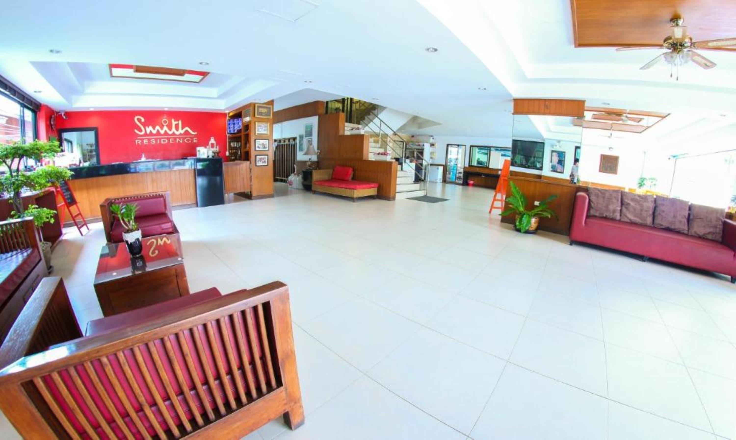 Aparthotel Smith 2*