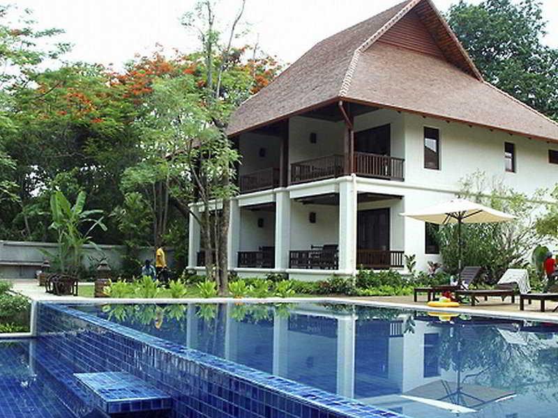 Lanna Dusita Riverside Boutique Resort 4*