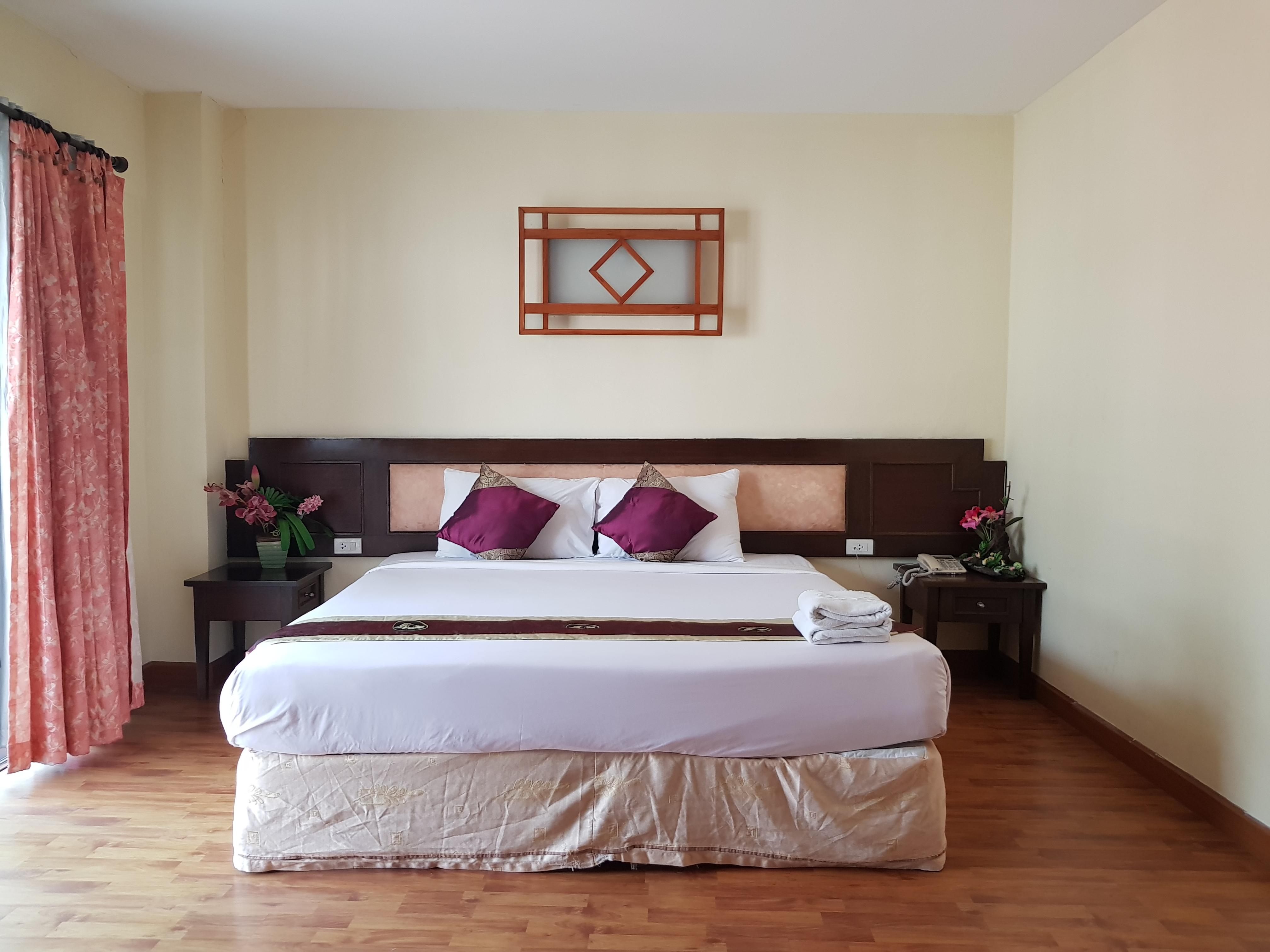 Hotel Pangviman Place Resotel Sha 3*
