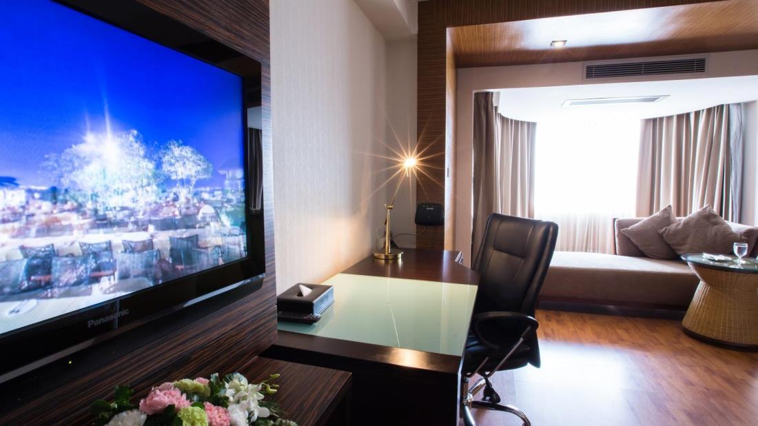 Furama Hotel