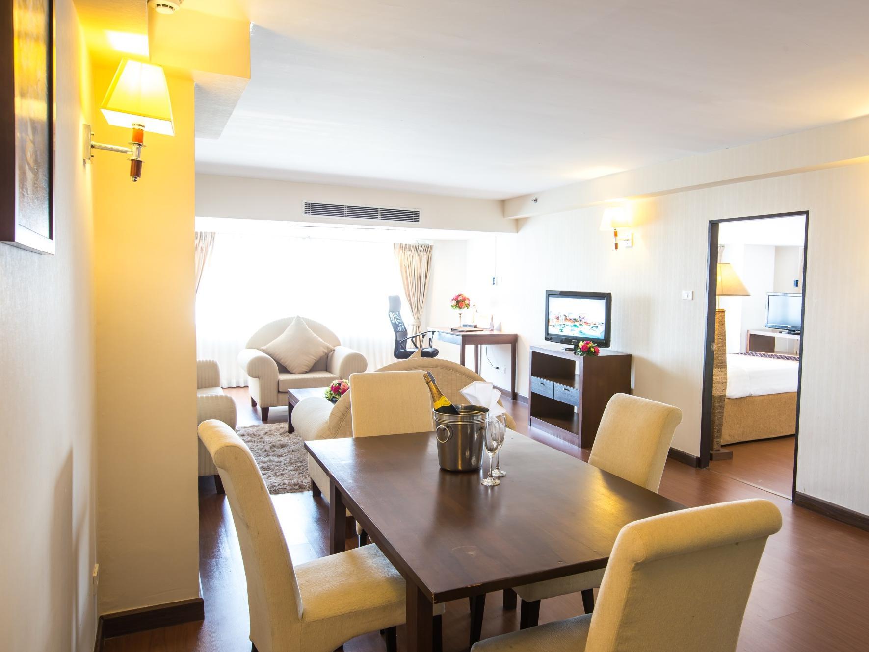 Hotel Furama Chiang Mai