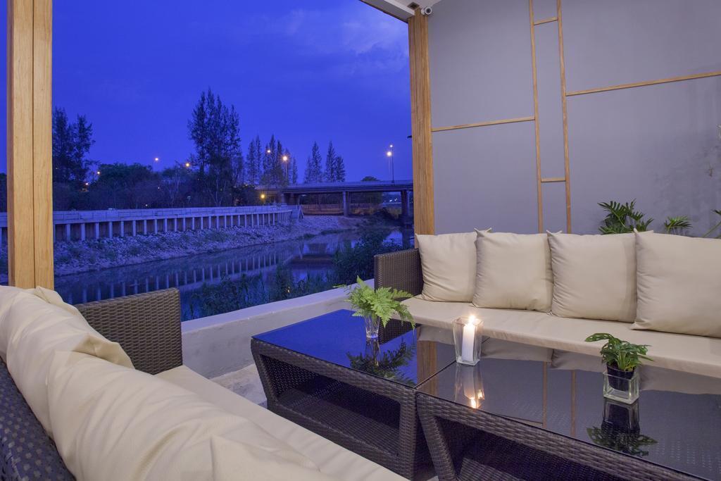 Hotel The Riverside Chiang Mai