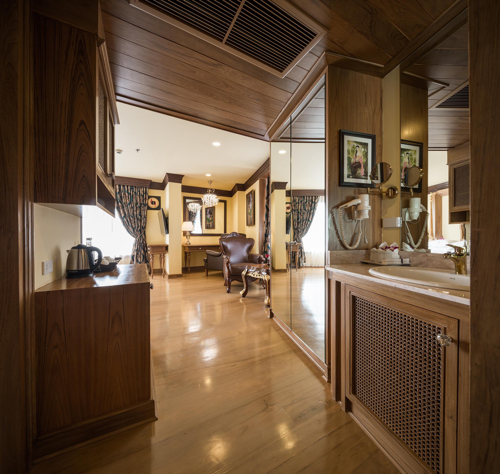 Peak Nimman Prestige Hotel 4*