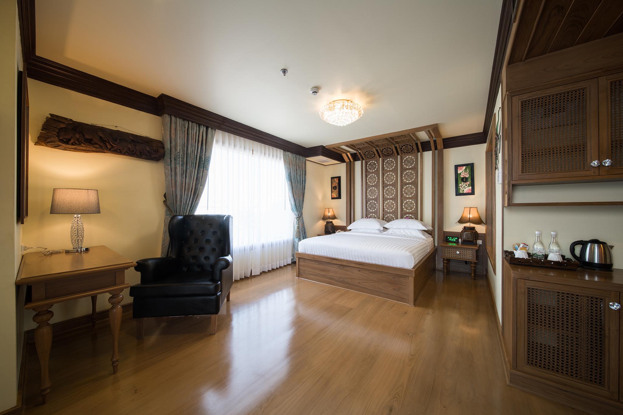 Peak Nimman Prestige 4*
