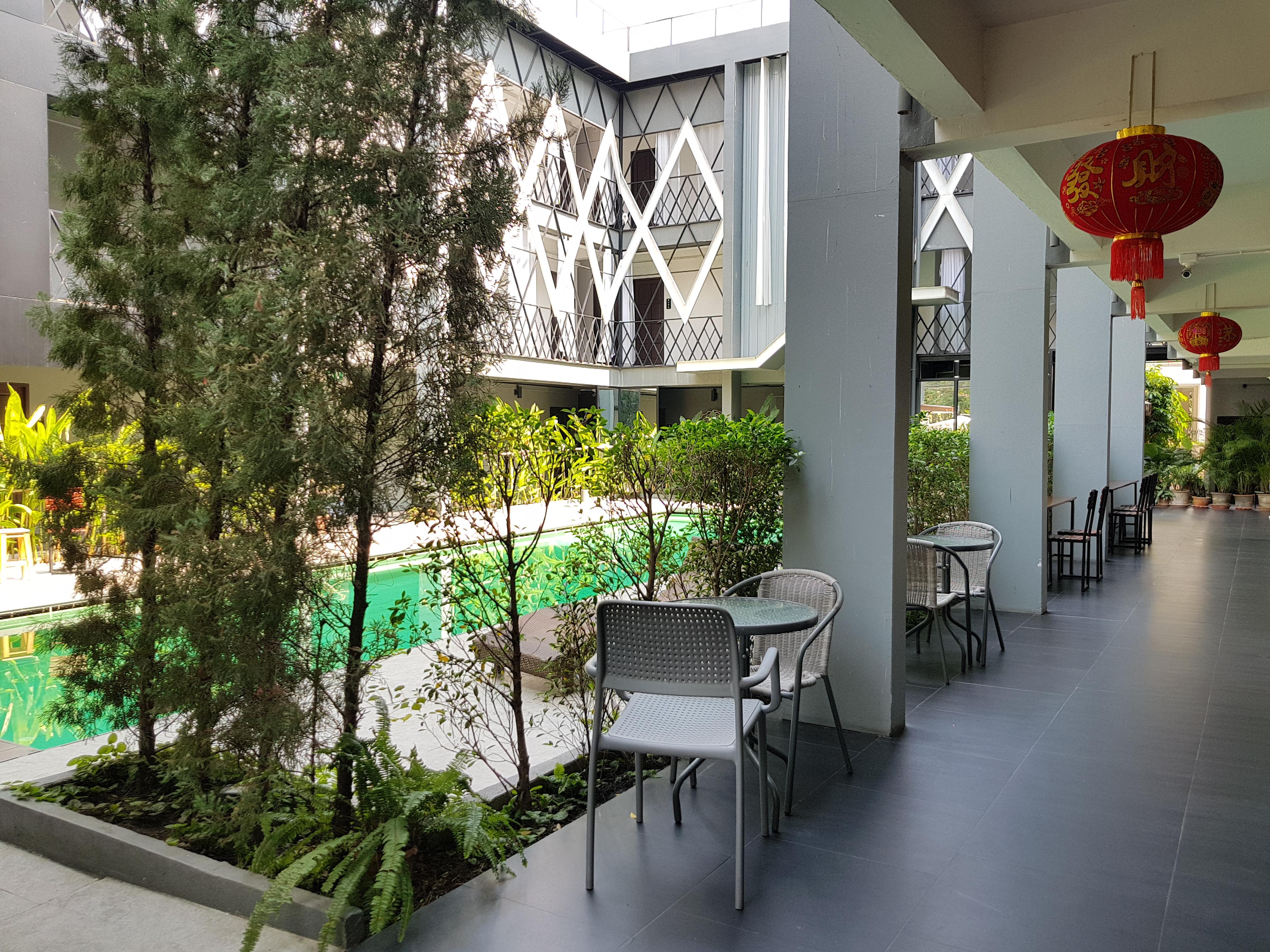 Shane Hotel