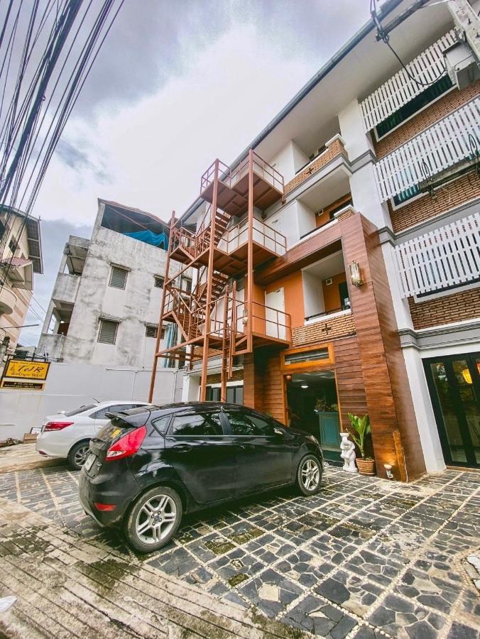 Tjr Boutique Hotel *