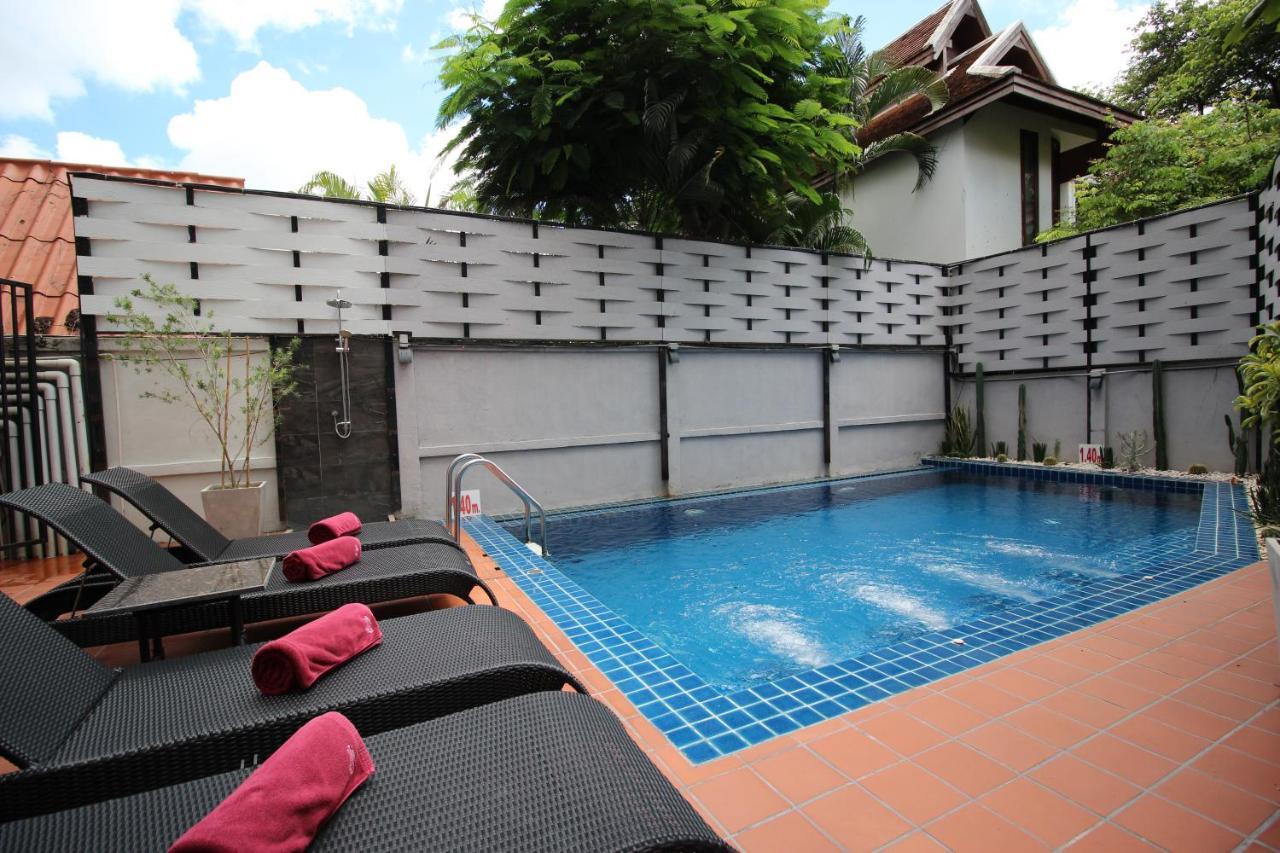 Wealth Boutique 3*