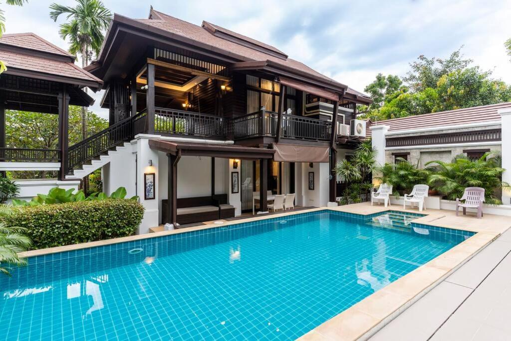 Villa Sclass & Swimming Pool , 10 Min From Airport
