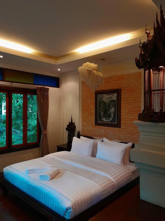 Avara Signature House Hotel