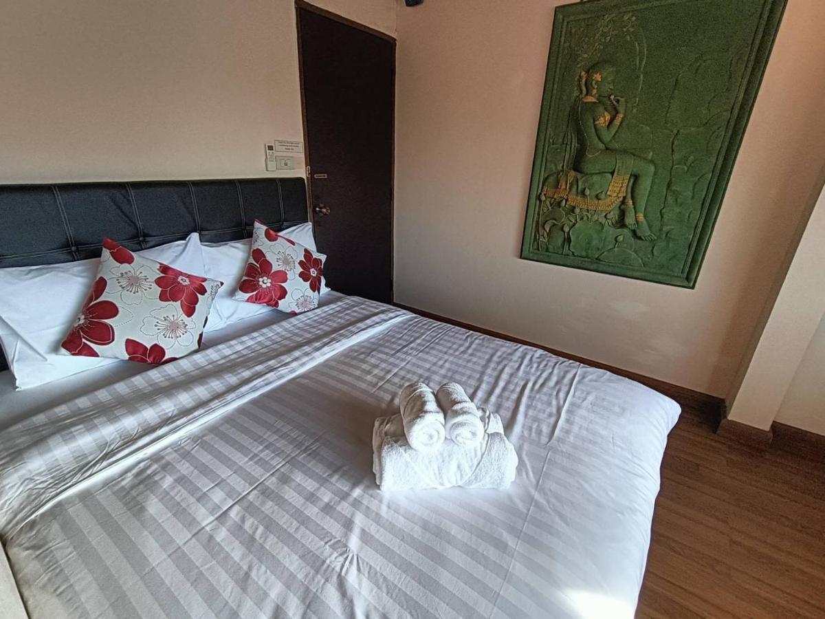 Hostel Soft Night Barzaar