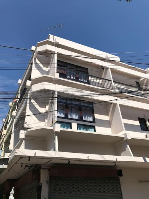 3l9b Chiangmai Gate Location 3 Bedrooms *