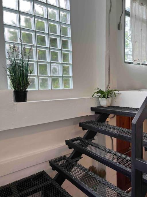 3l9b Chiangmai Gate Location 3 Bedrooms Apartment