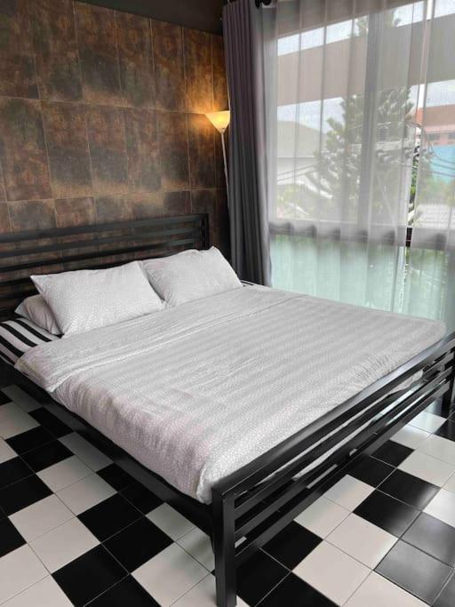 3l9b Chiangmai Gate Location 3 Bedrooms Apartment