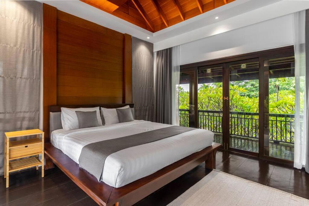 Villa Sclass & Swimming Pool , 10 Min From Airport