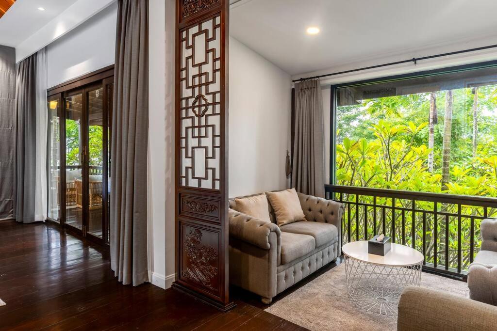 Sclass & Swimming Pool , 10 Min From Airport *