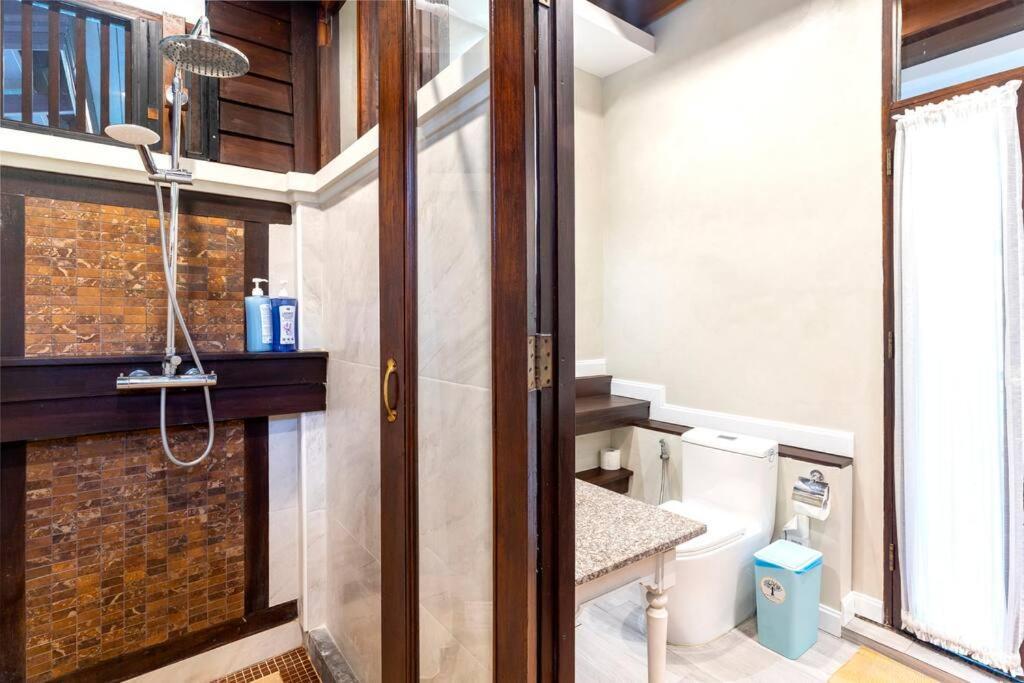 Sclass & Swimming Pool , 10 Min From Airport *