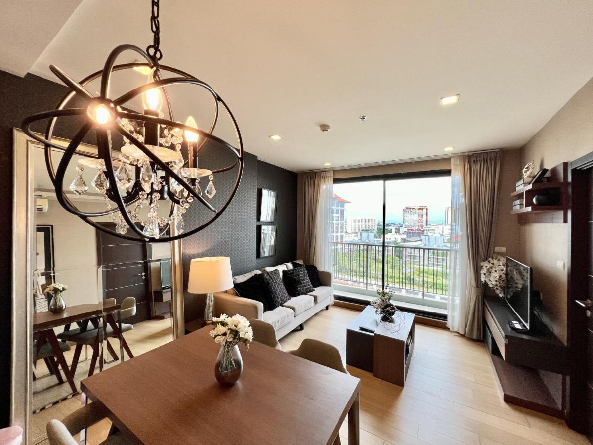 Luxury 2-bedroom With Pool *