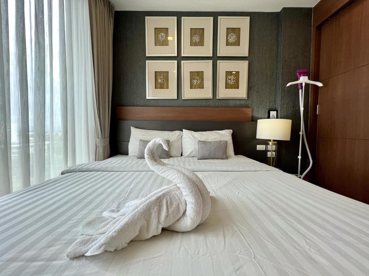 Appartement Luxury 2-bedroom With Pool *