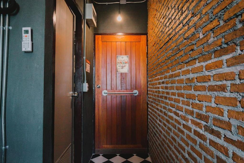 Apartment 3l9b Chiangmai Gate Location 3 Bedrooms