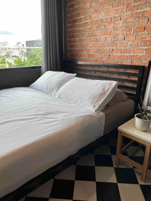 3l9b Chiangmai Gate Location 3 Bedrooms