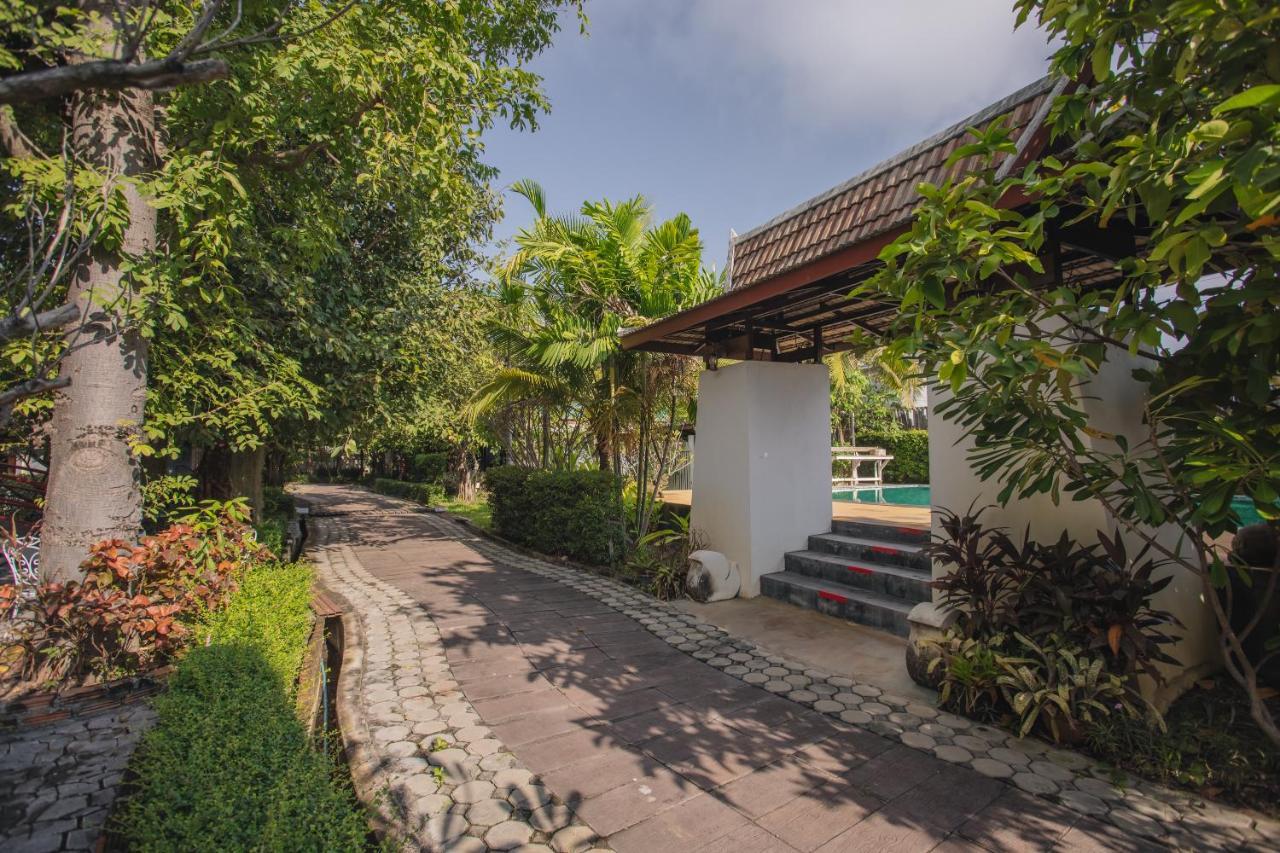 Teena​ House Chiang​ Mai Hotel Chiang Mai